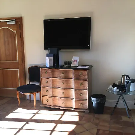Chateau De La Pioline 4*